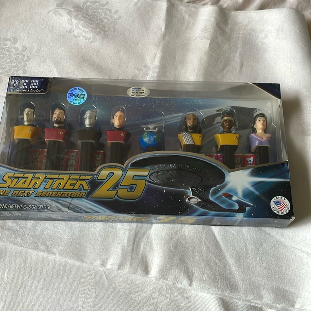 Pez Limited Edition Star Trek 25 The Next Generation collectors series boxed set